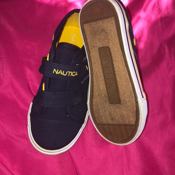 Nautica boys shoes - Picture 3 of 4